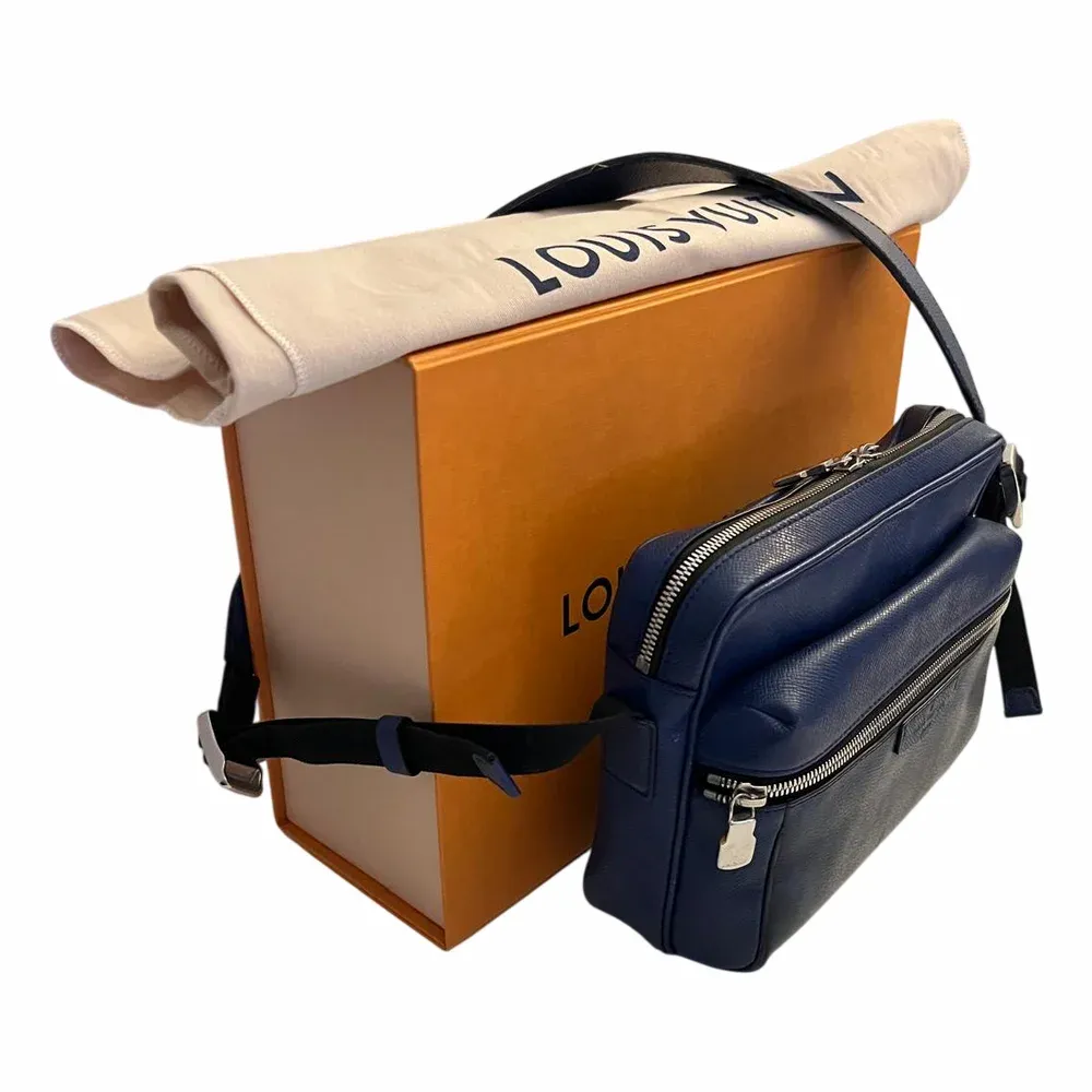 Louis Vuitton Outdoor Messenger PM