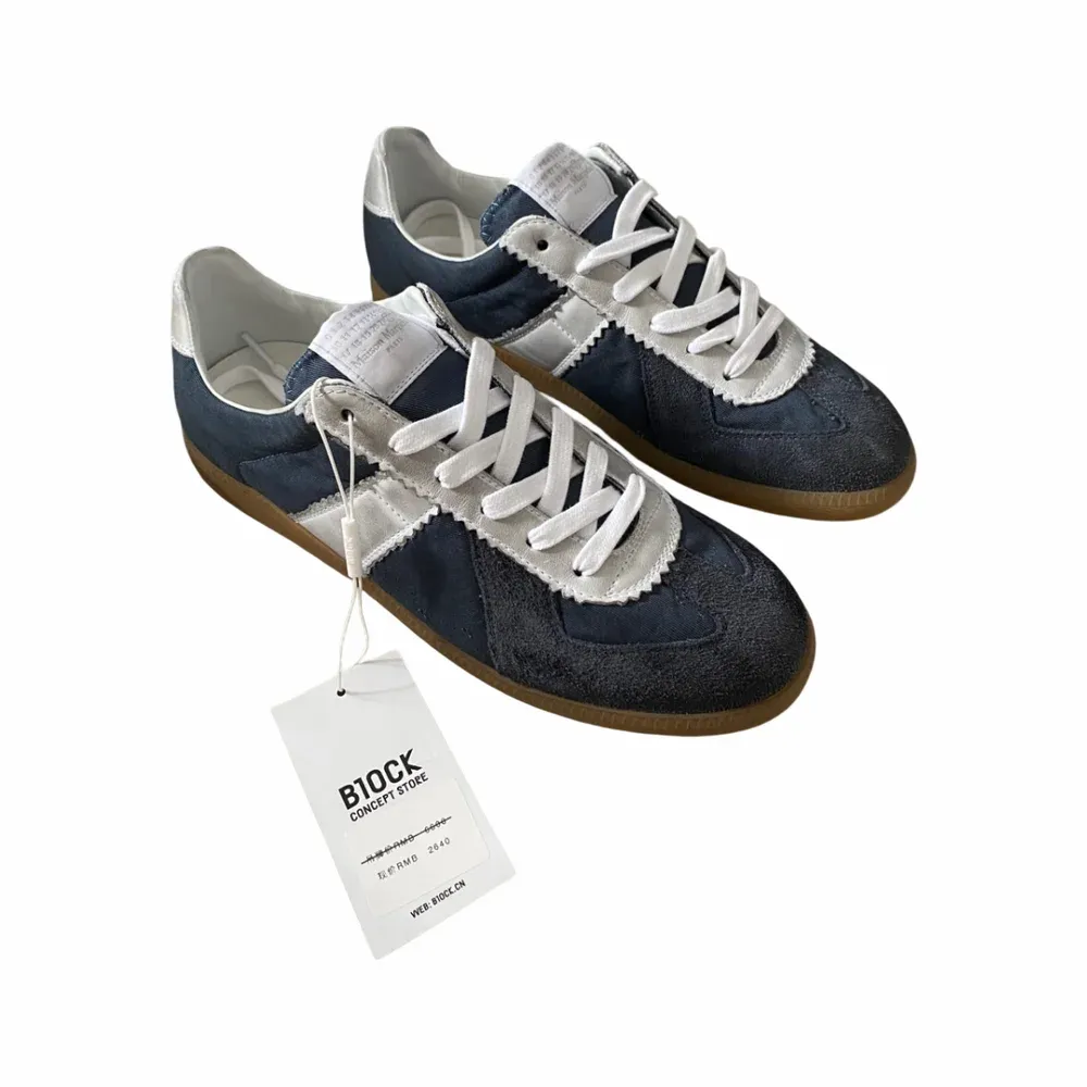 Maison Margiela Replica Sneakers