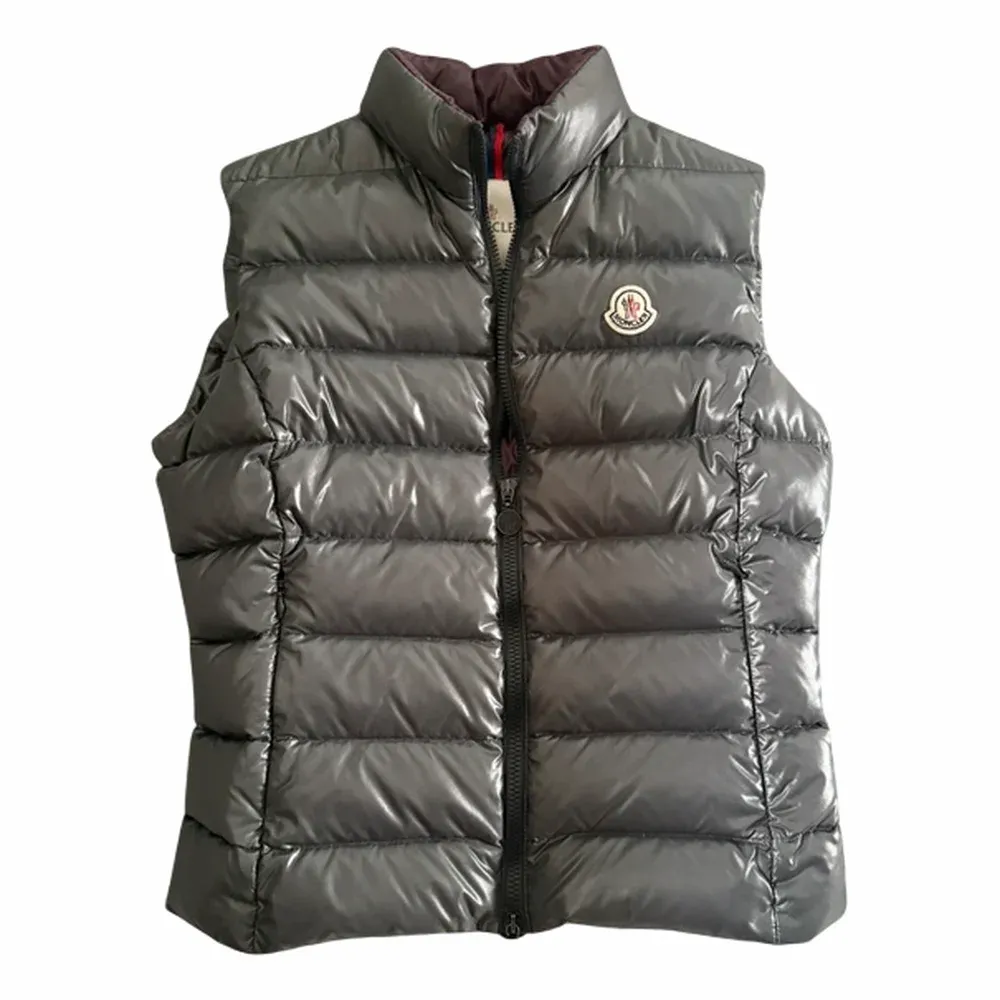 Moncler Ghany Gilet | 2 640 kr | Str 3 | Sicuro Fashion