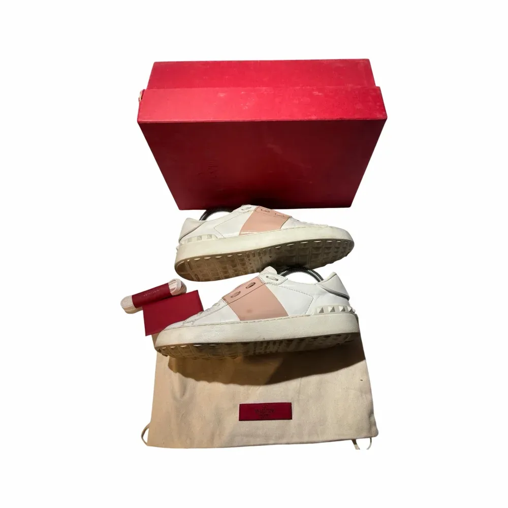 VALENTINO Open Sneaker