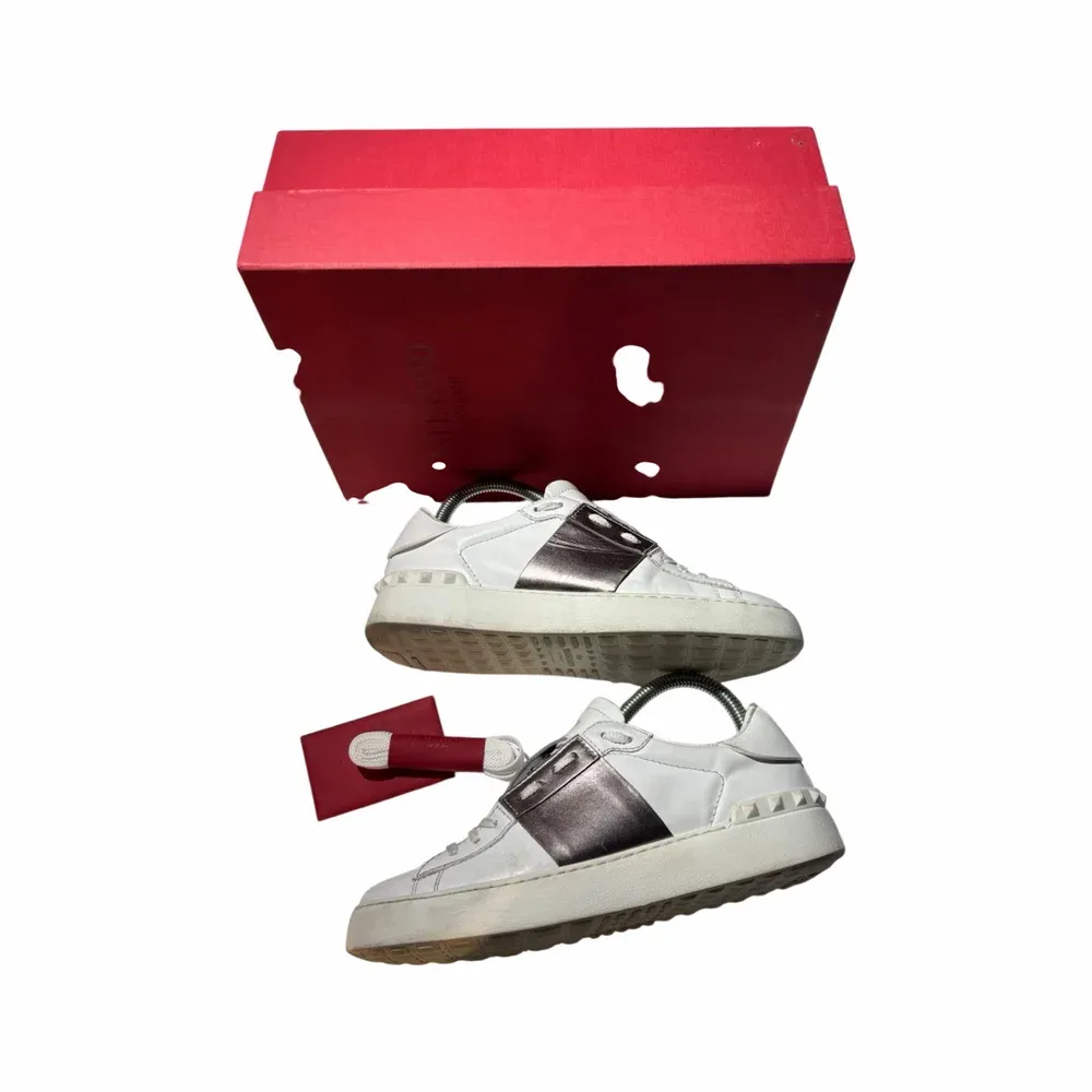 VALENTINO Open Sneaker