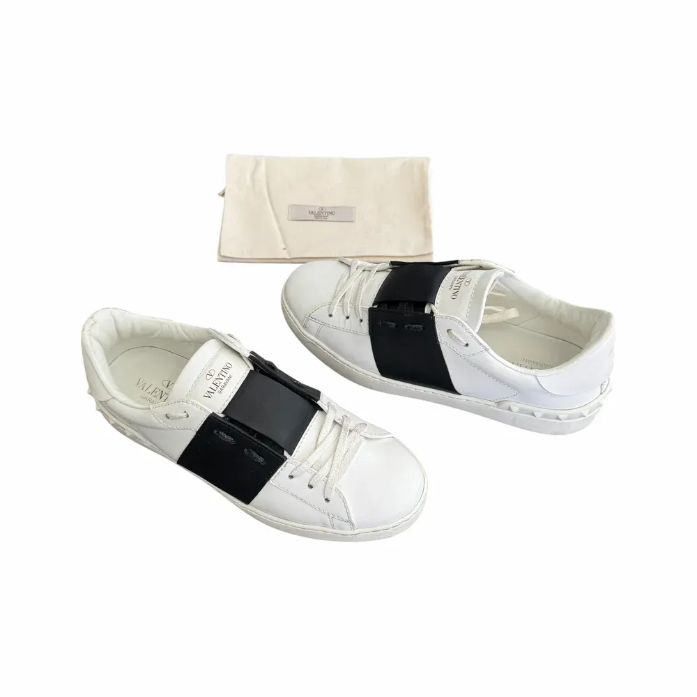 VALENTINO Open Sneaker