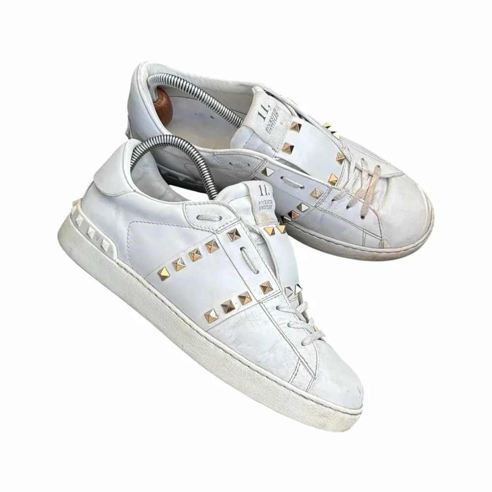 VALENTINO Rockstud Untitled Sneakers